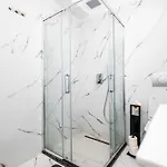 White Titanic -luxury Turism Apart Otel