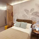 White Titanic -luxury Turism 3*