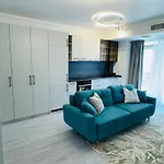 White Titanic -luxury Turism 3*