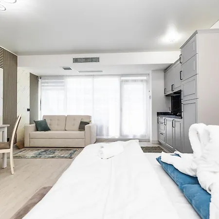 Apartahotel White Titanic -luxury Turism