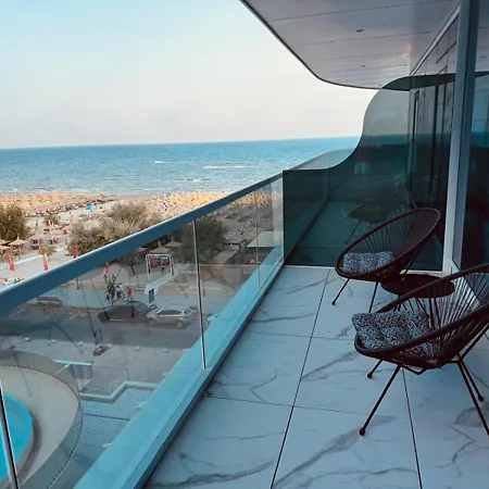 Aparthotel White Titanic -luxury Turism Năvodari