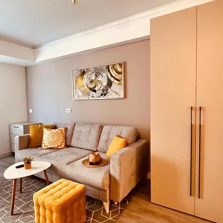 Aparthotel White Titanic -luxury Turism