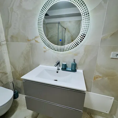 Apartahotel White Titanic -luxury Turism Năvodari