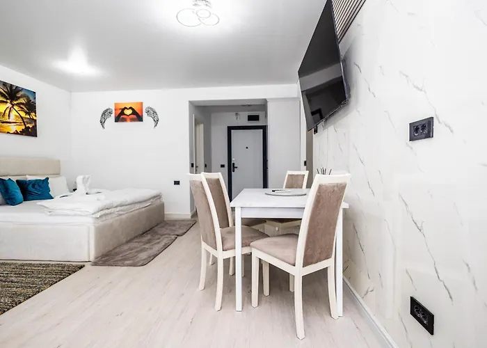 White Titanic -luxury Turism 3* Navodari