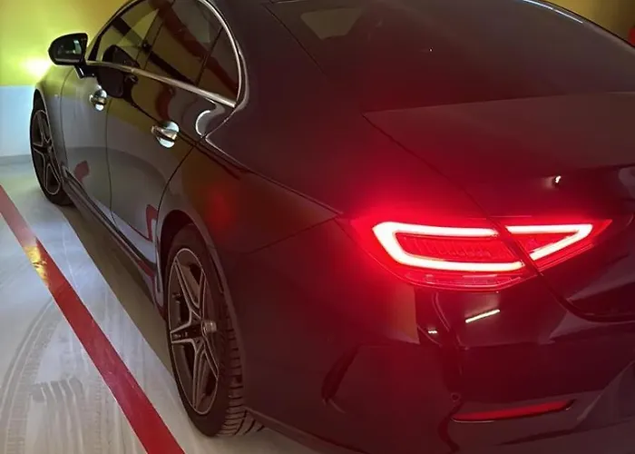 White Titanic -luxury Turism Navodari