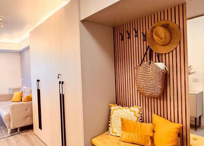 White Titanic -luxury Turism Navodari