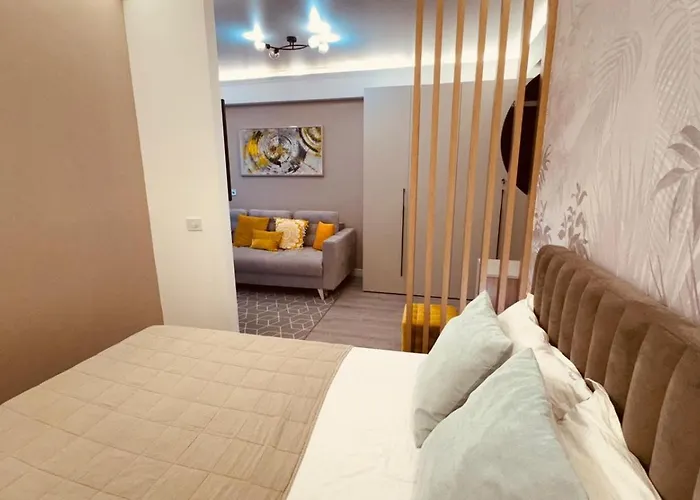 White Titanic -luxury Turism Aparthotel 3*