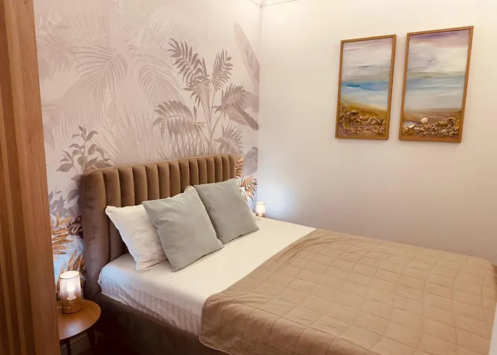 Aparthotel White Titanic -luxury Turism Navodari