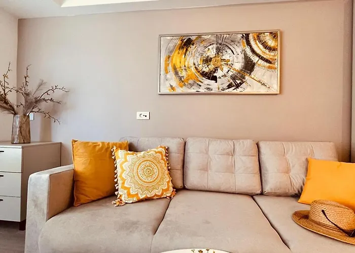 White Titanic -luxury Turism 3* Navodari