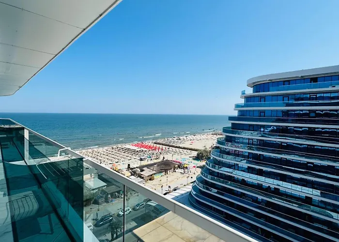 White Titanic -luxury Turism 3* Navodari