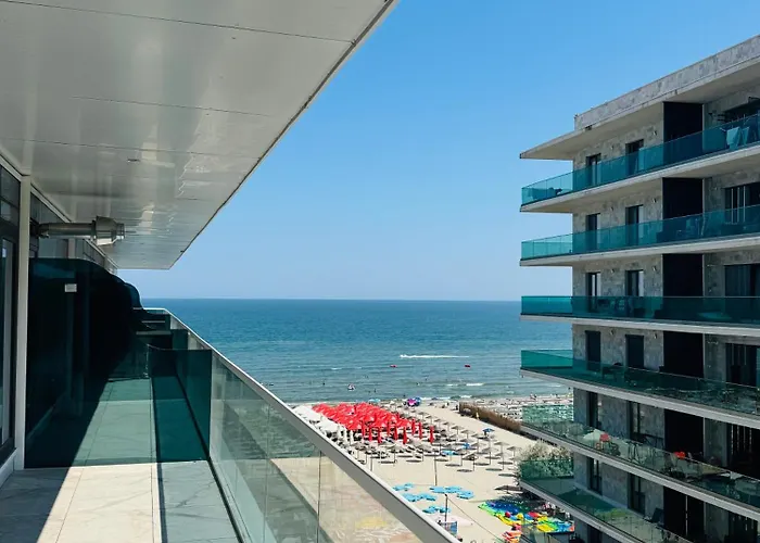 Aparthotel White Titanic -luxury Turism Navodari