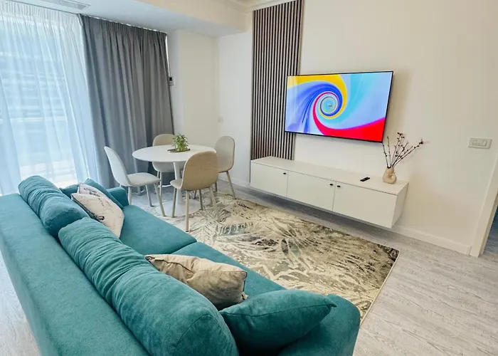 White Titanic -luxury Turism Aparthotel