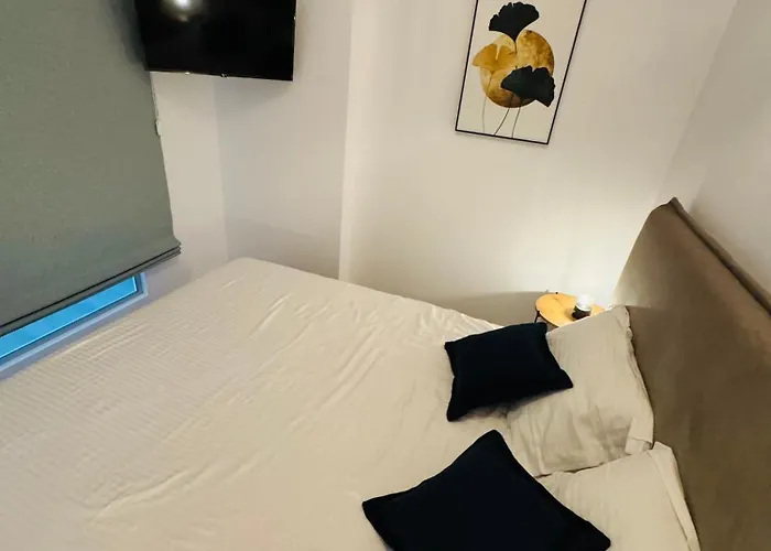 White Titanic -luxury Turism