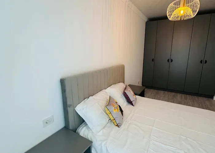 White Titanic -luxury Turism Aparthotel