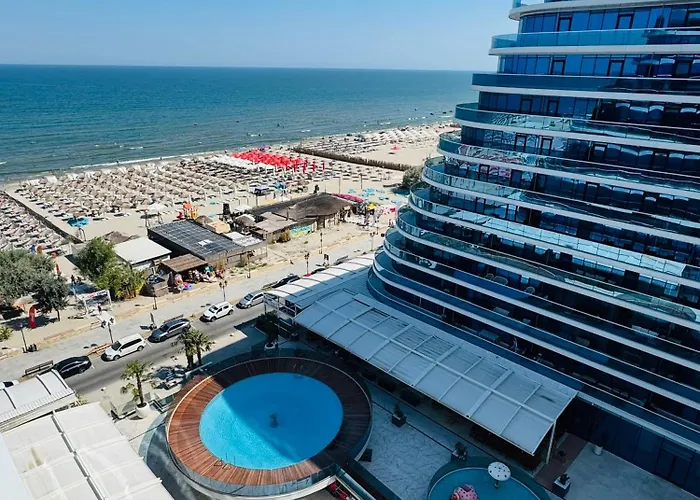 Aparthotel White Titanic -luxury Turism